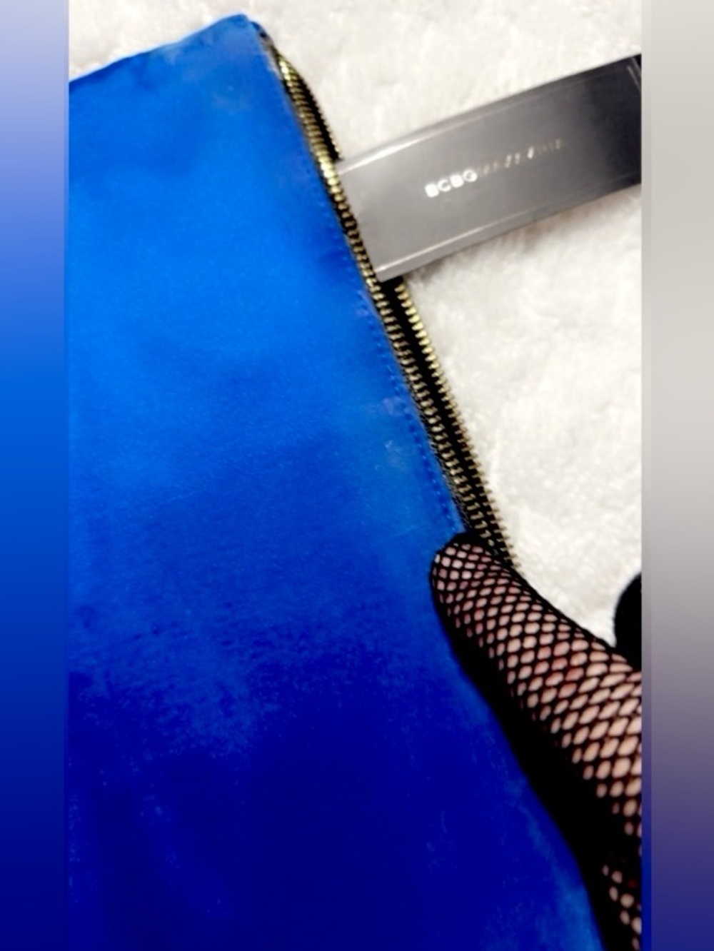 BCBG MAXAZRIA $298 retail RIHANNA
BEADED COLBALT BLUE SILK FOLDOVER CLUTCH NWT - Picture 9 of 10
